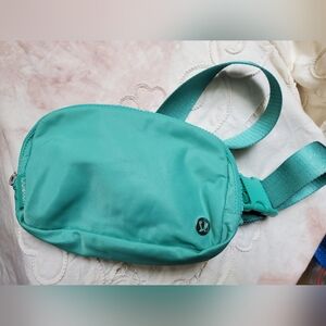 Lululemon Crossbody Pack Or Waist/Fanny Bag Light Green Belt Bag